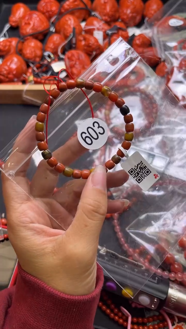 【闪购商品】南红玛瑙珠宝奇石未镶嵌603-6+