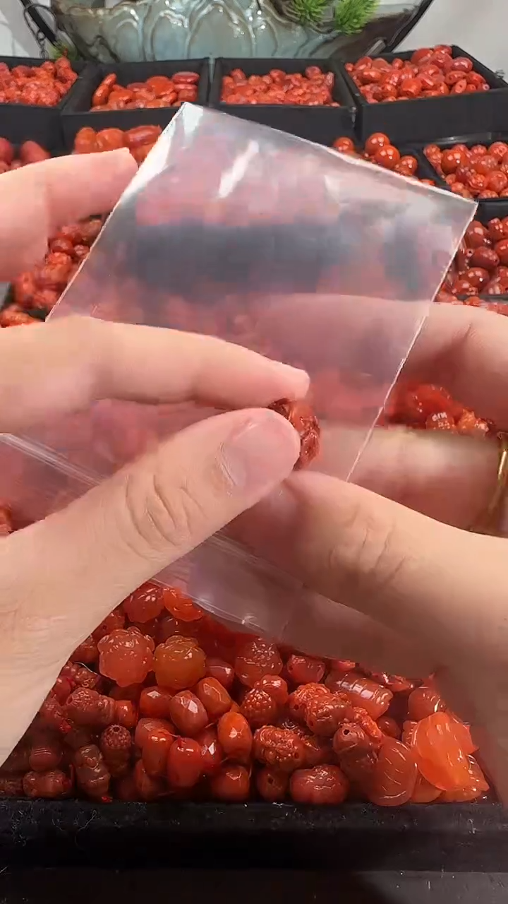 颈饰未镶嵌南红玛瑙1