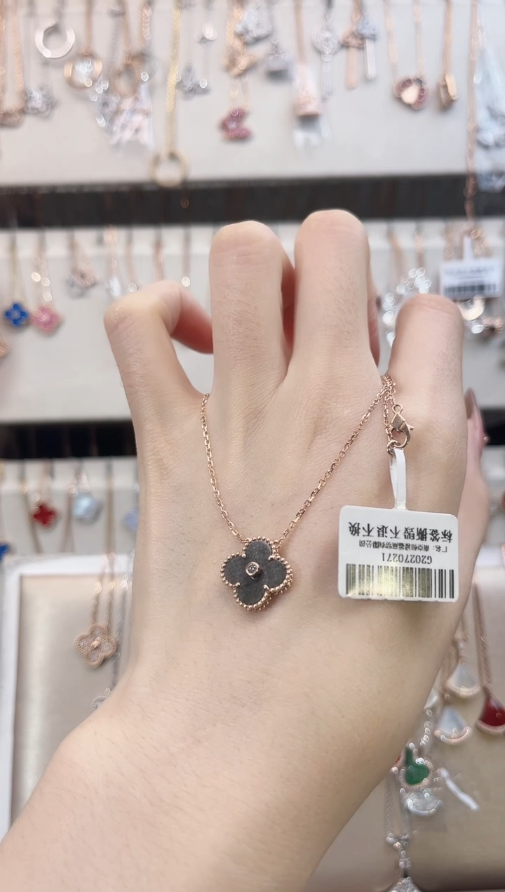 颈饰钻石18K金镶嵌18K金镶嵌 K玫