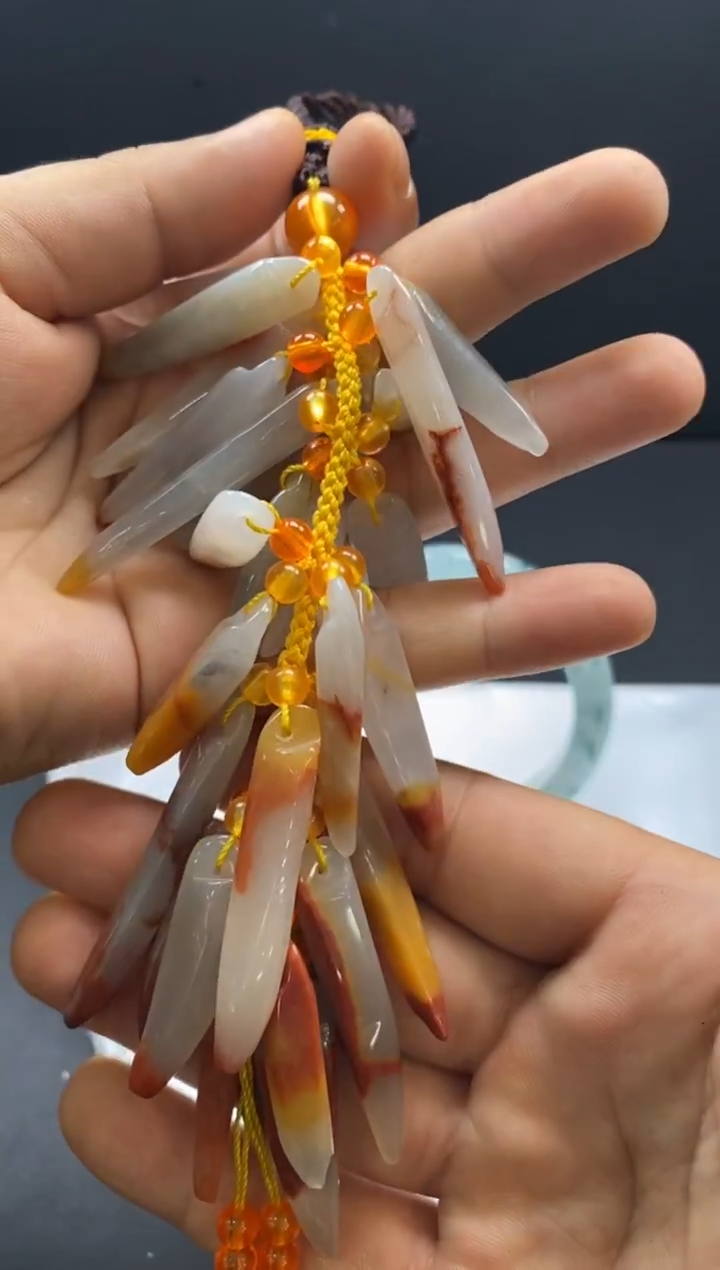 未镶嵌手镯翡翠车挂