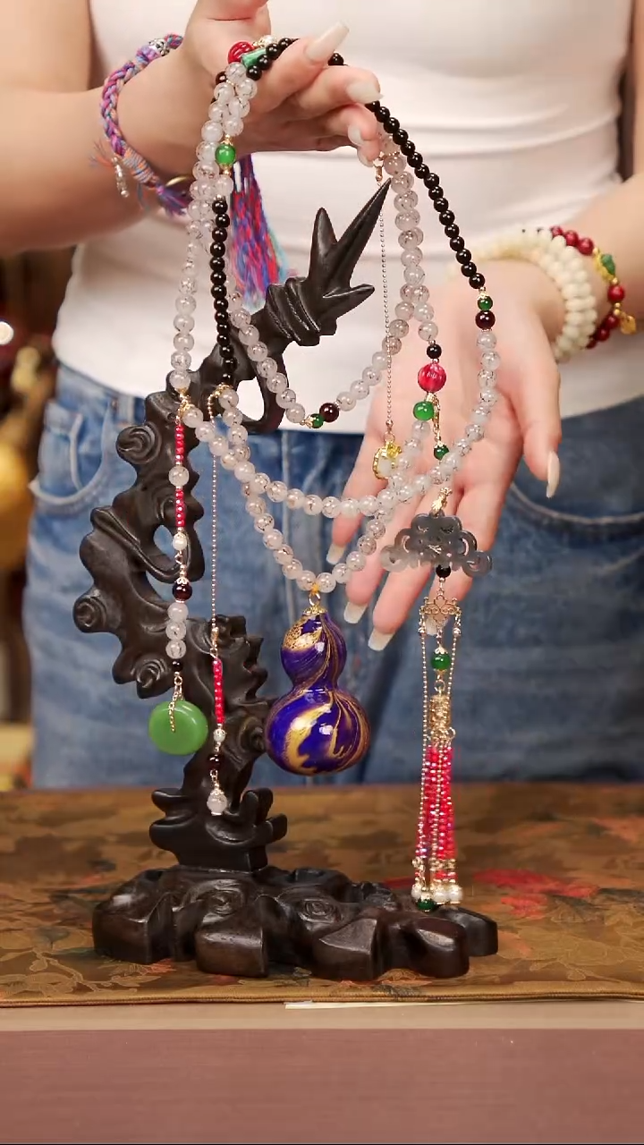 19天琦閤漆艺小葫芦挂件98