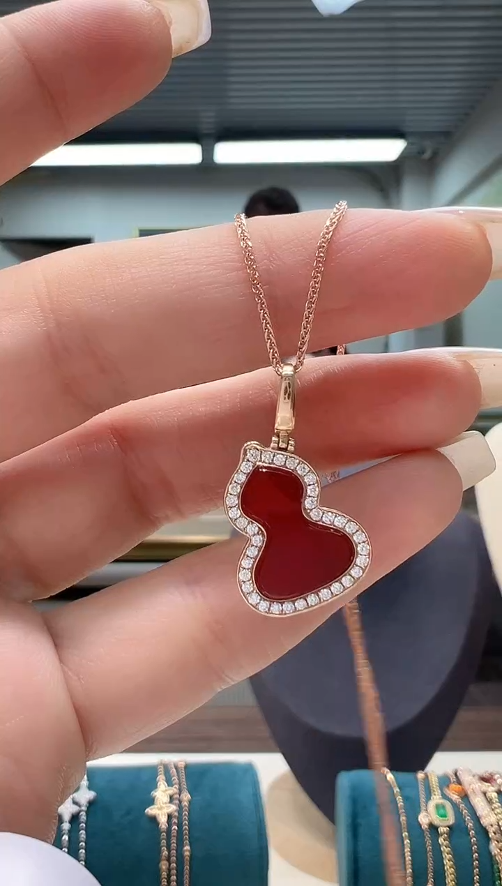 【闪购商品】钻石吊坠(不含链)18K金镶嵌满钻红葫芦吊坠