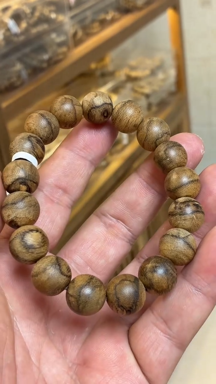 沉香手串 达拉干圆珠单圈虎斑1.3+多样性发其一