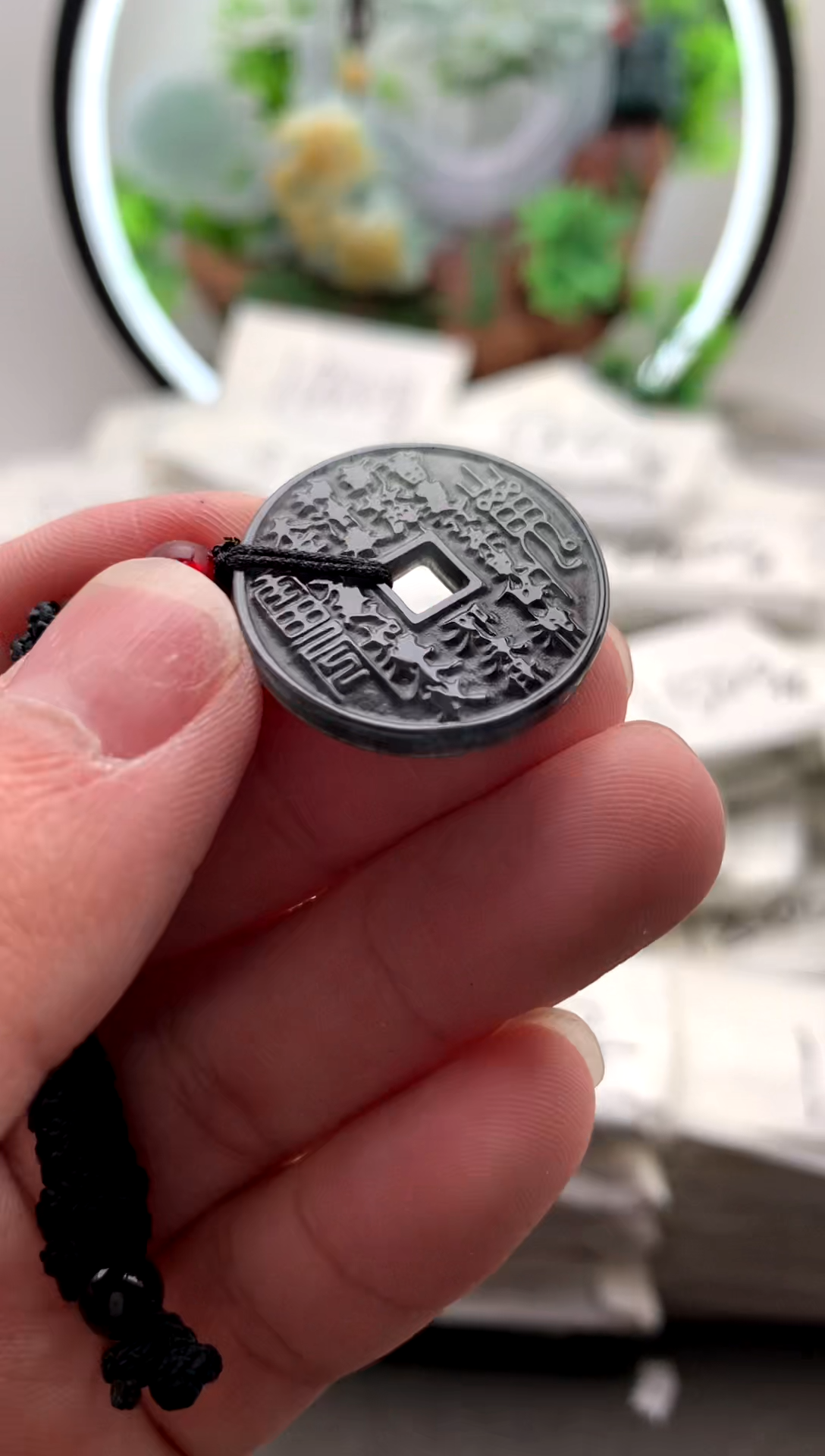 【闪购商品】翡翠颈饰未镶嵌山鬼花钱【品质一般能接受再拍】