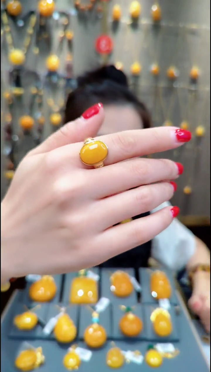 【闪购商品】蜜蜡戒指银S925镀金镶嵌H824蜜蜡戒指