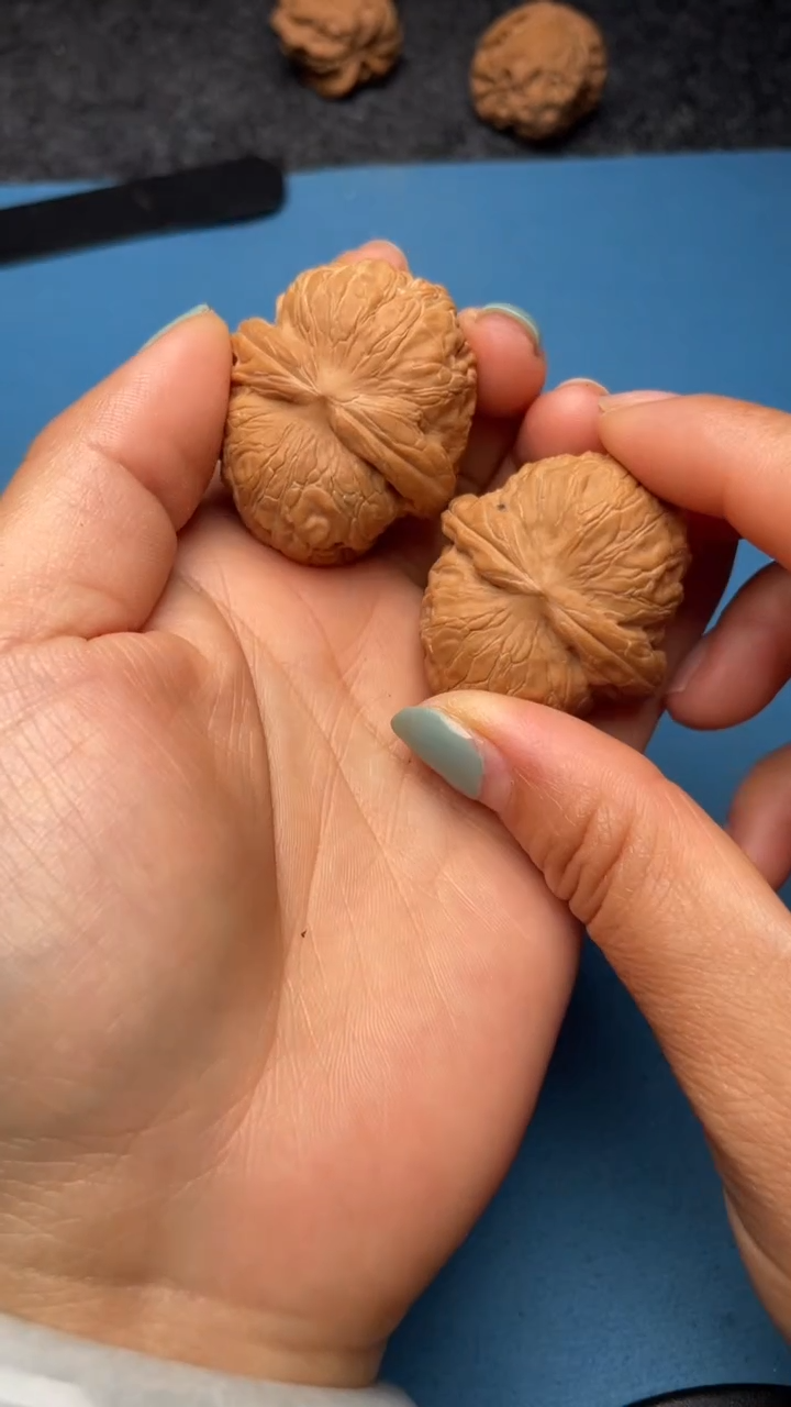 文玩核桃把件a171元宝39尺