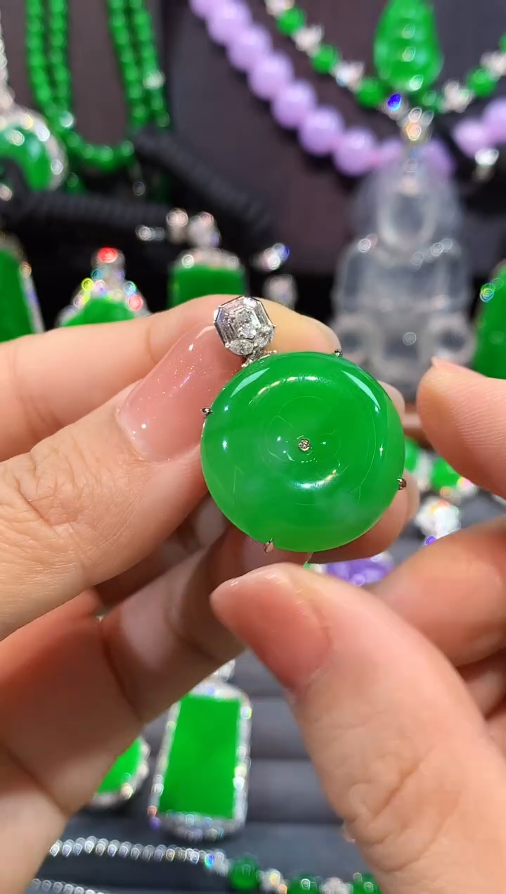 吊坠(不含链)18K金镶嵌翡翠平安扣