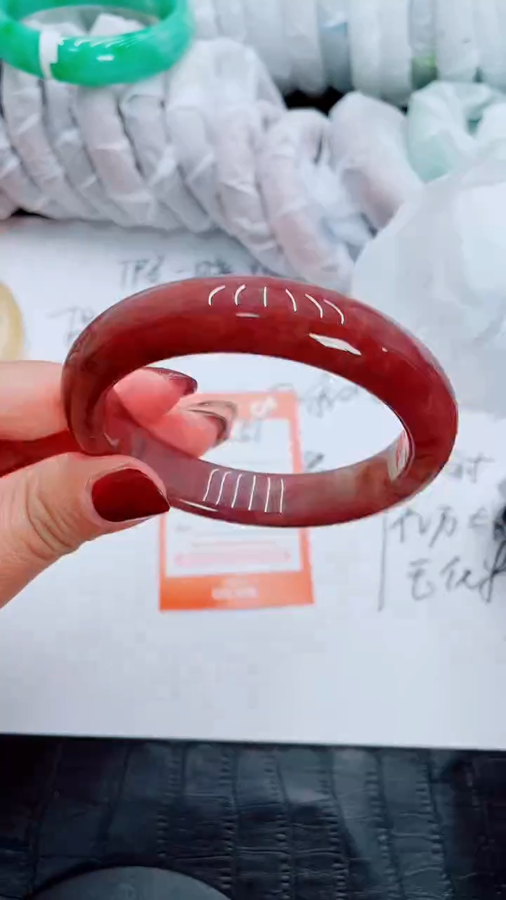 【闪购商品】石英质玉手镯未镶嵌S51-57-58