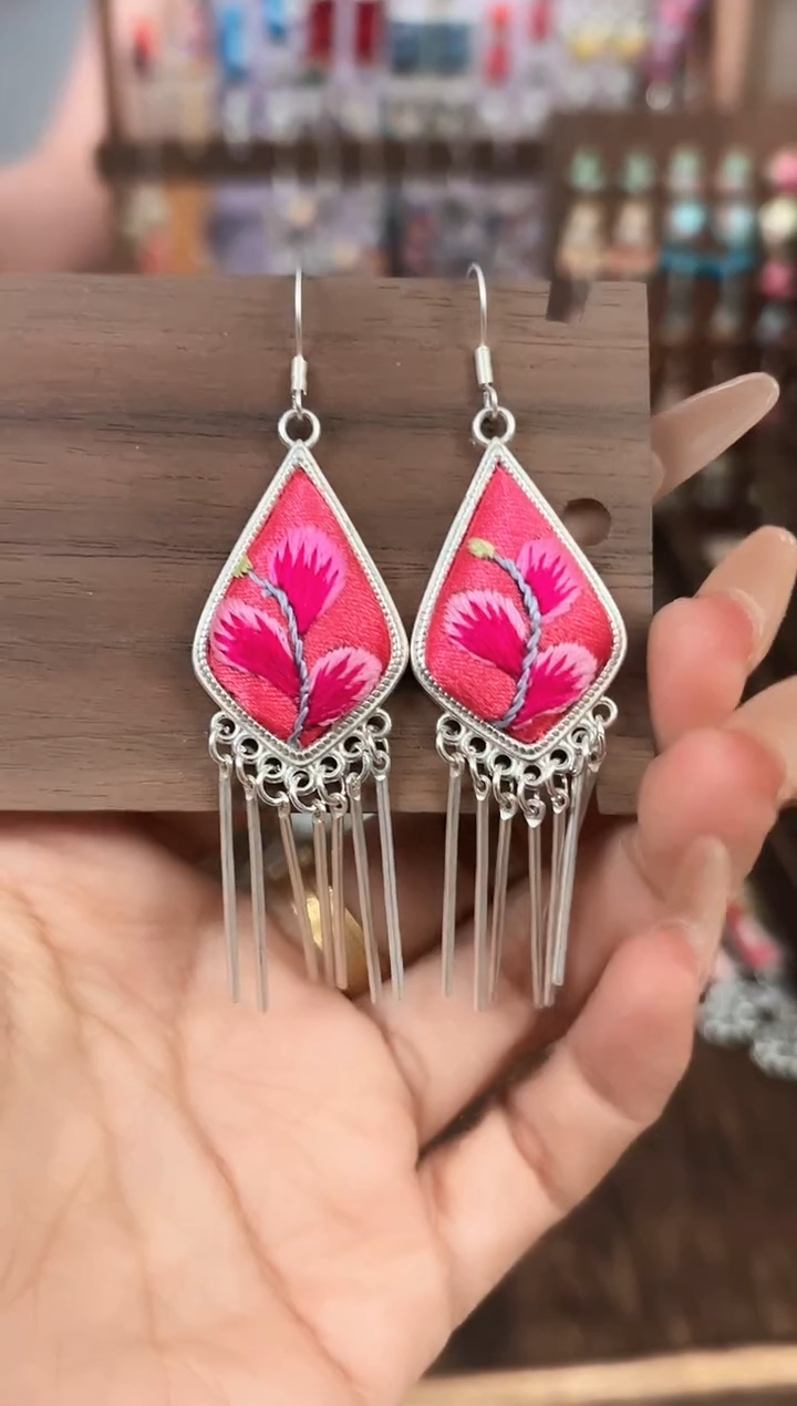 织绣非遗艺枝独秀老绣饰品224