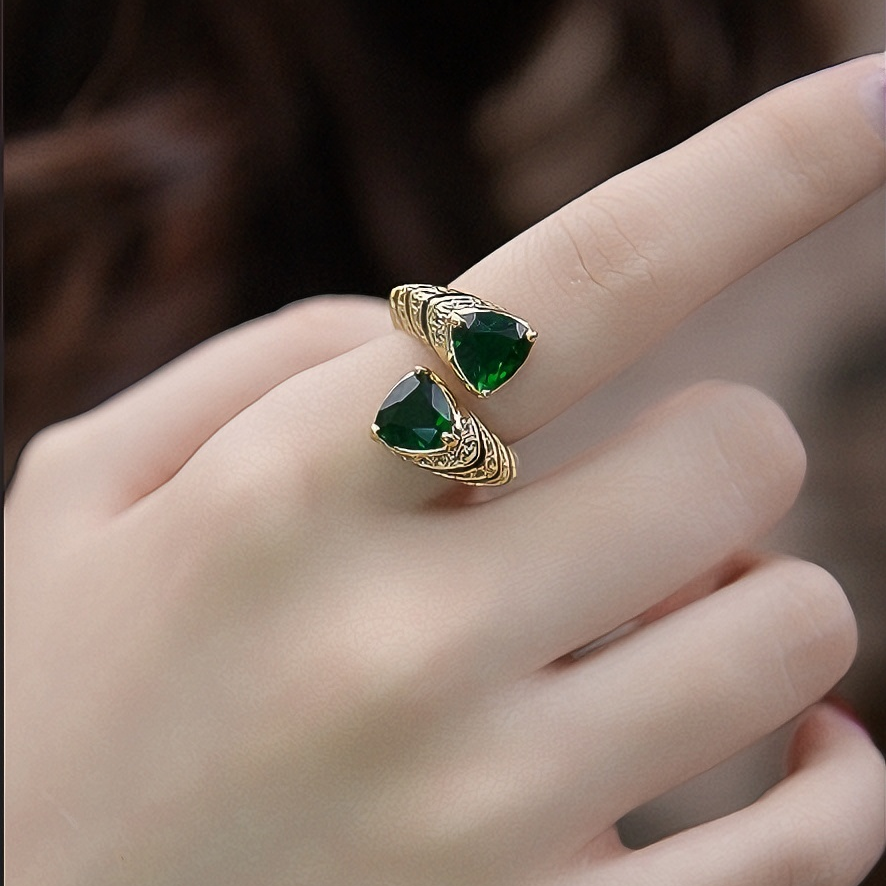 铜合金戒指 J2复古蛇形缠绕双心形深绿戒指金色轻奢小众开口戒指