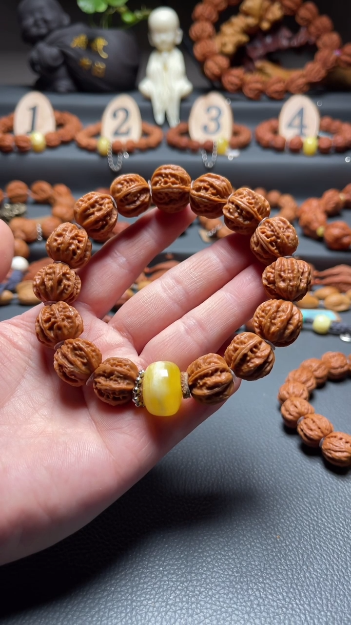 【闪购商品】文玩核桃吊坠核桃手串