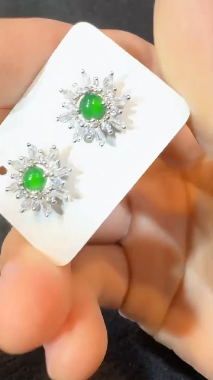 【闪购商品】翡翠耳饰未镶嵌多样性发货其一不含链