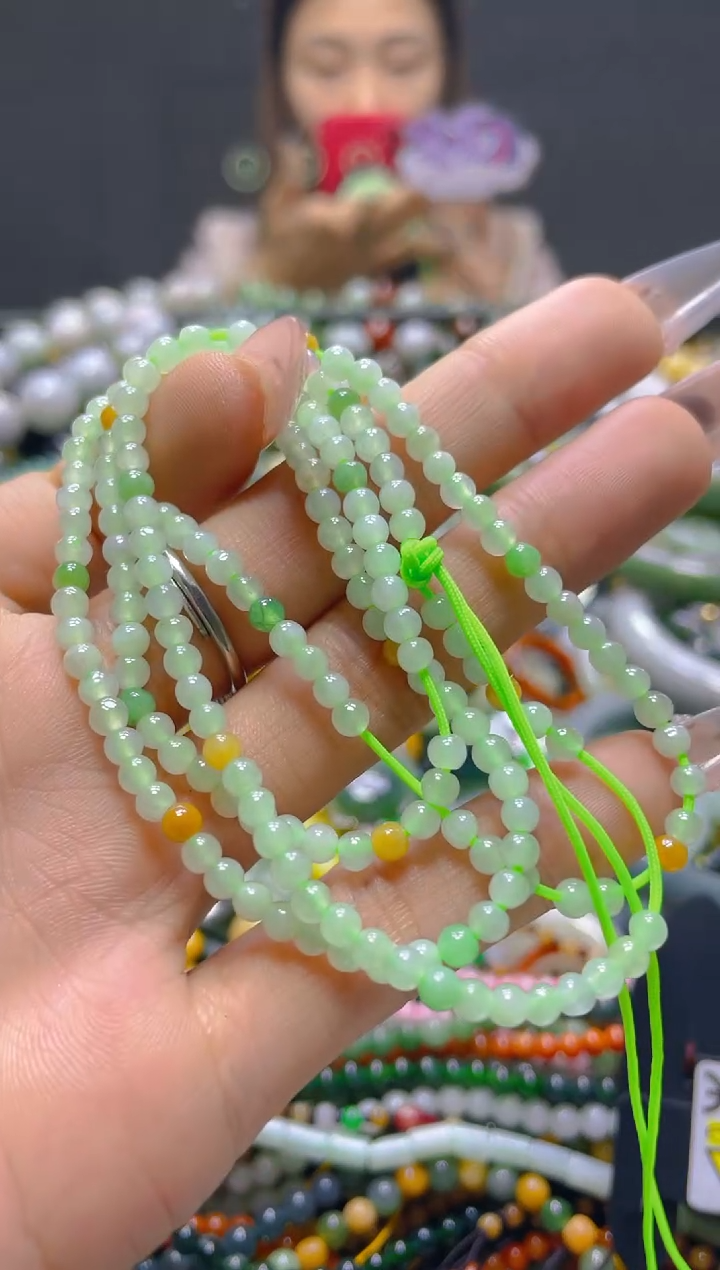 颈饰未镶嵌翡翠3MM