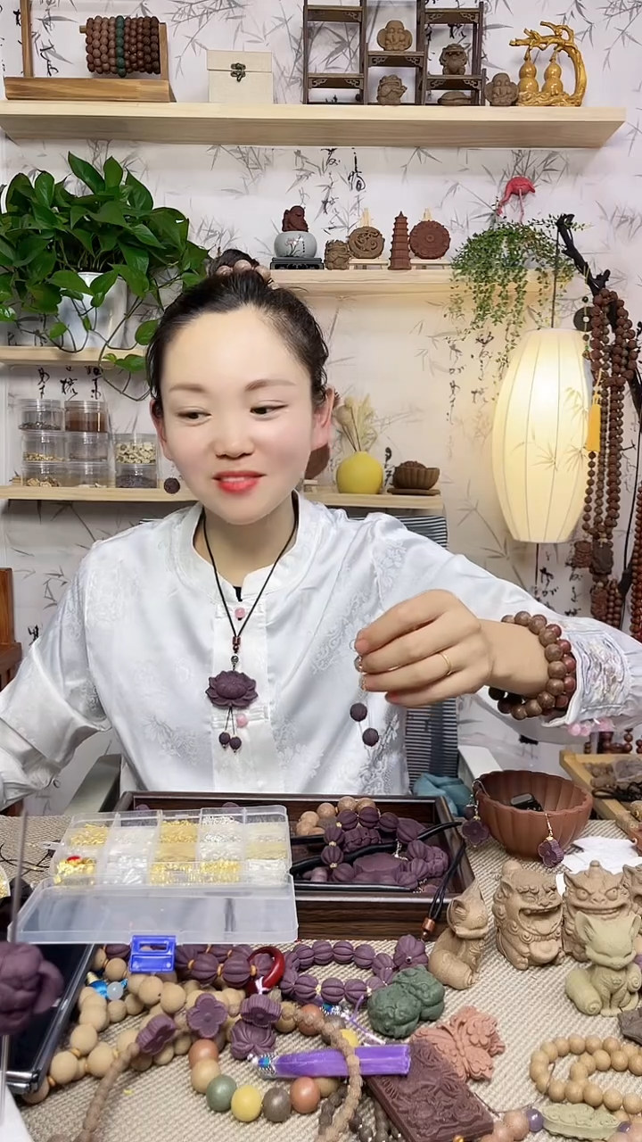 泥塑小四合O子链喜字纹耳饰