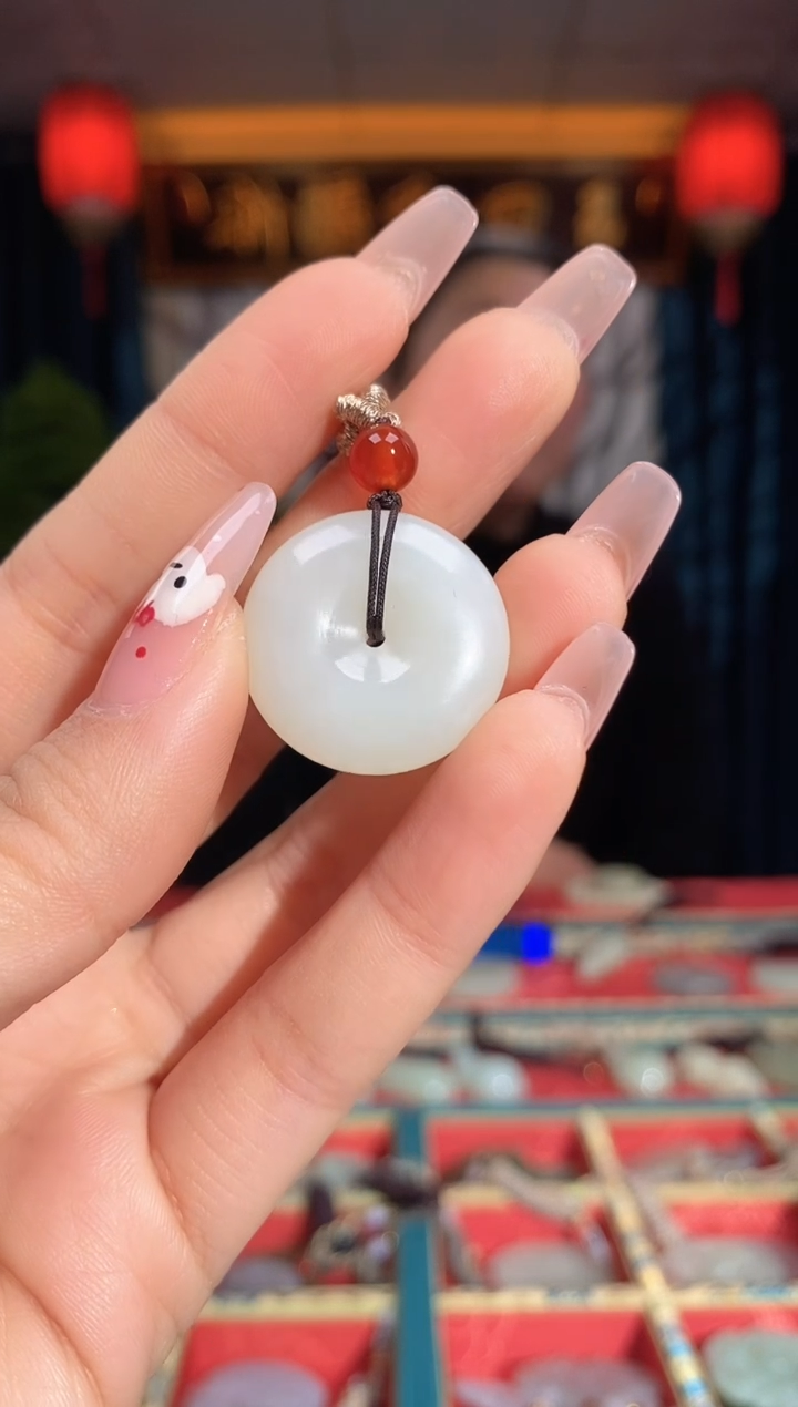 【闪购商品】和田玉颈饰未镶嵌扣