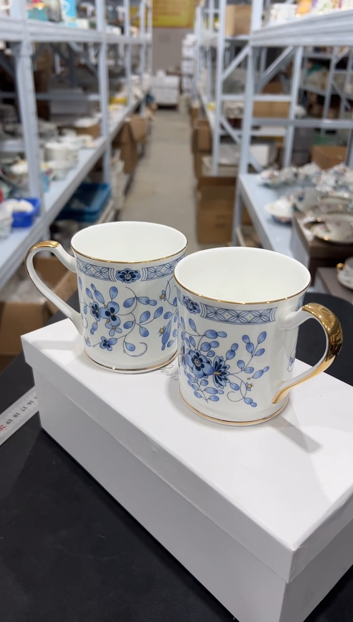 杯子骨瓷（原盒）釉下 青花 马克 对杯