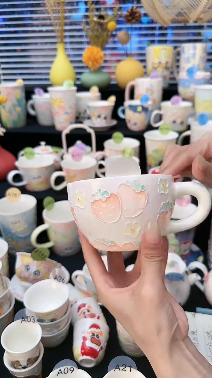 【闪购商品】摆件 景德镇高温立体釉创意瓷