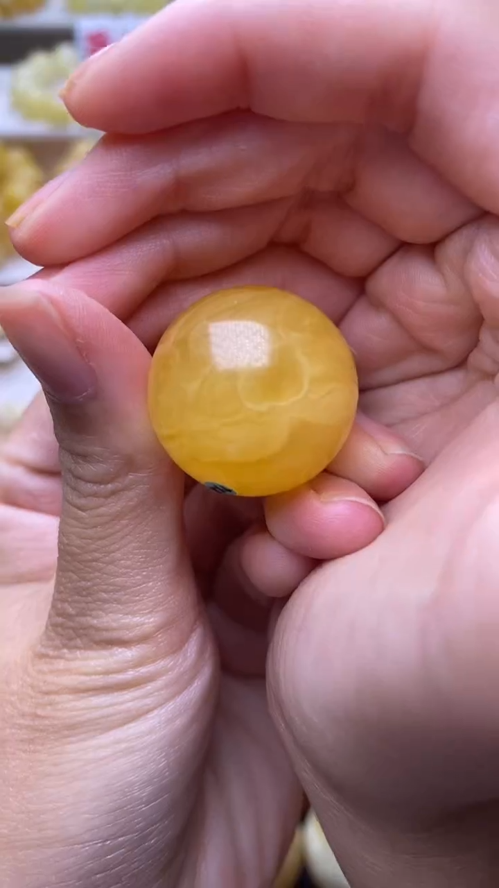 未镶嵌琥珀裸石蜜蜡.2