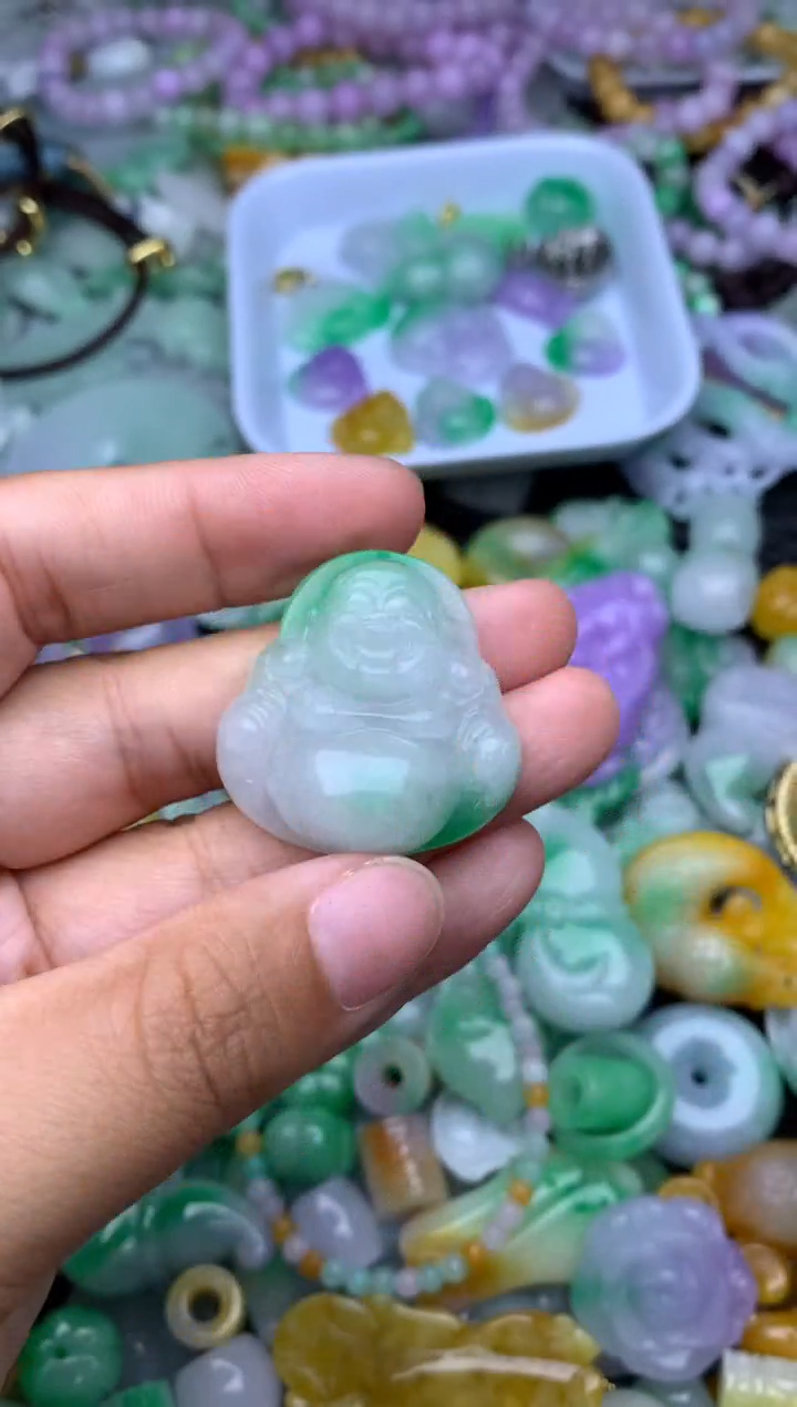 颈饰未镶嵌翡翠天然缅甸翡翠吊坠