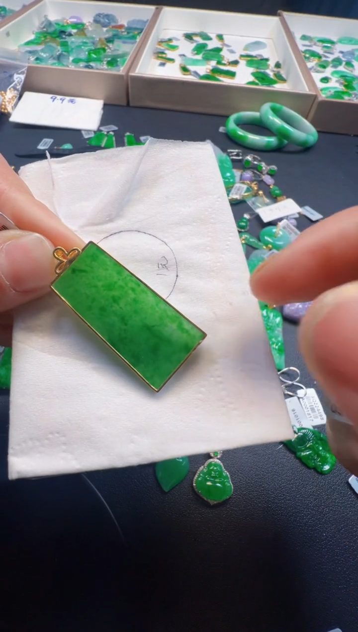 【闪购商品】定制翡翠18K金镶嵌2880元
