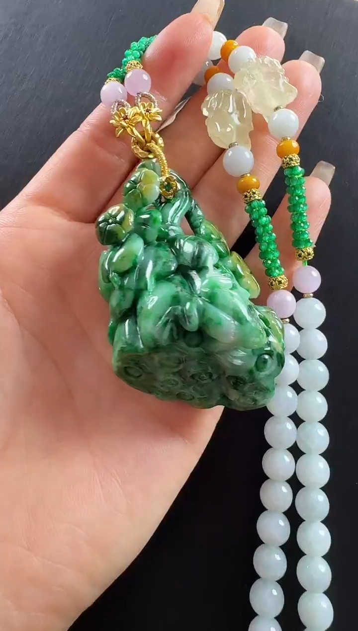 颈饰未镶嵌翡翠莲蓬