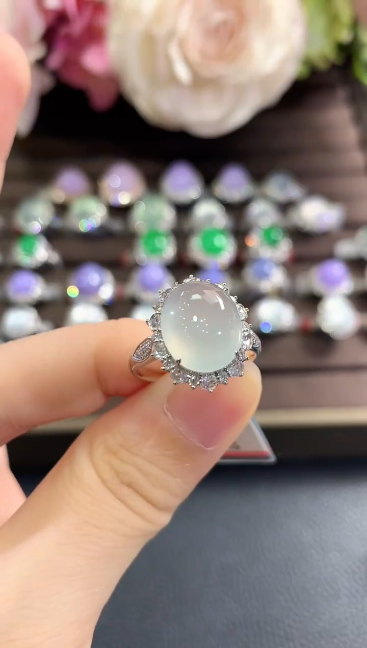 18K金镶嵌戒指翡翠b151    