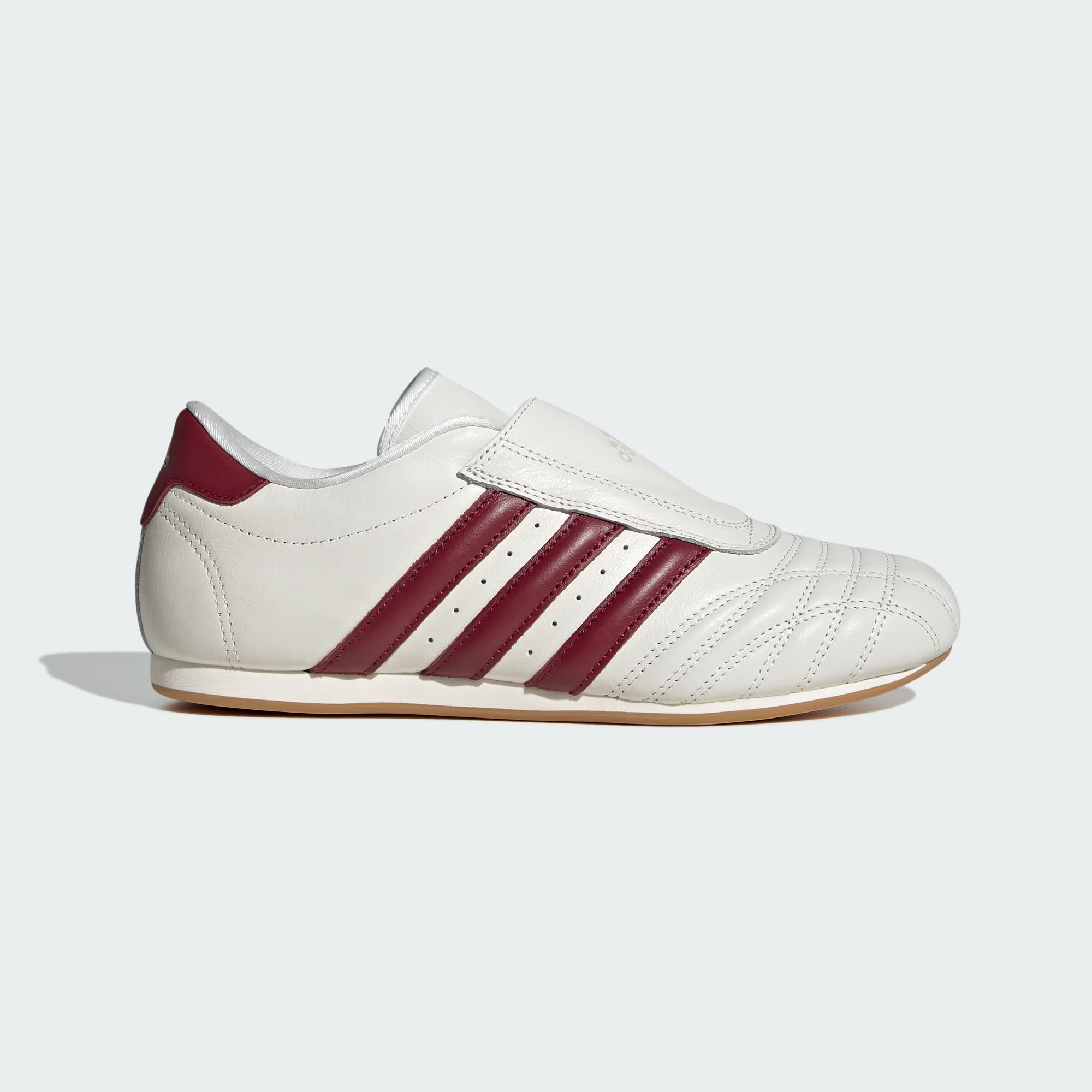 adidas三叶草欧若风时尚休闲百搭薄底跆拳道文化运动鞋JS4527