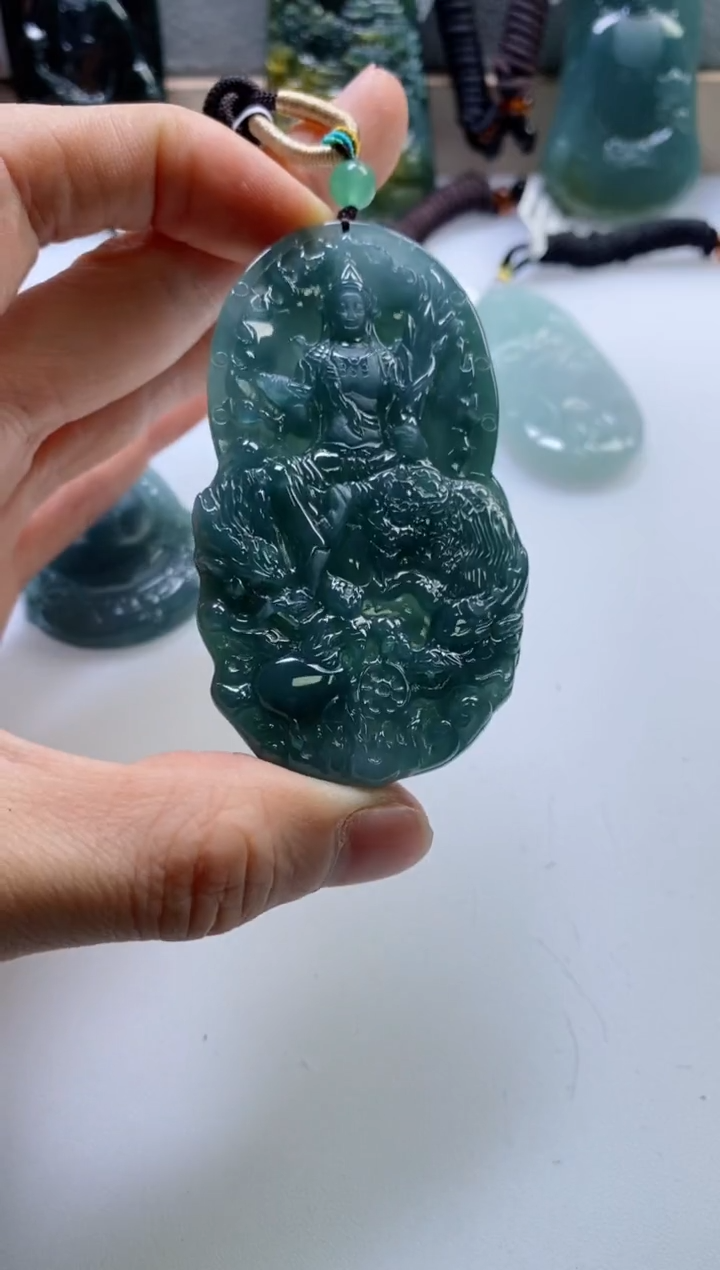 【闪购商品】翡翠挂件未镶嵌            