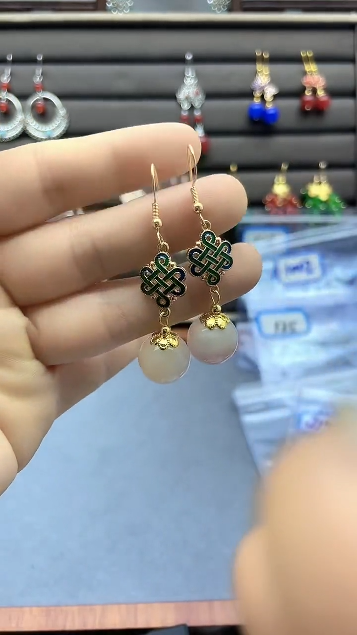 【闪购商品】玛瑙/玉髓耳饰14K金镶嵌300500