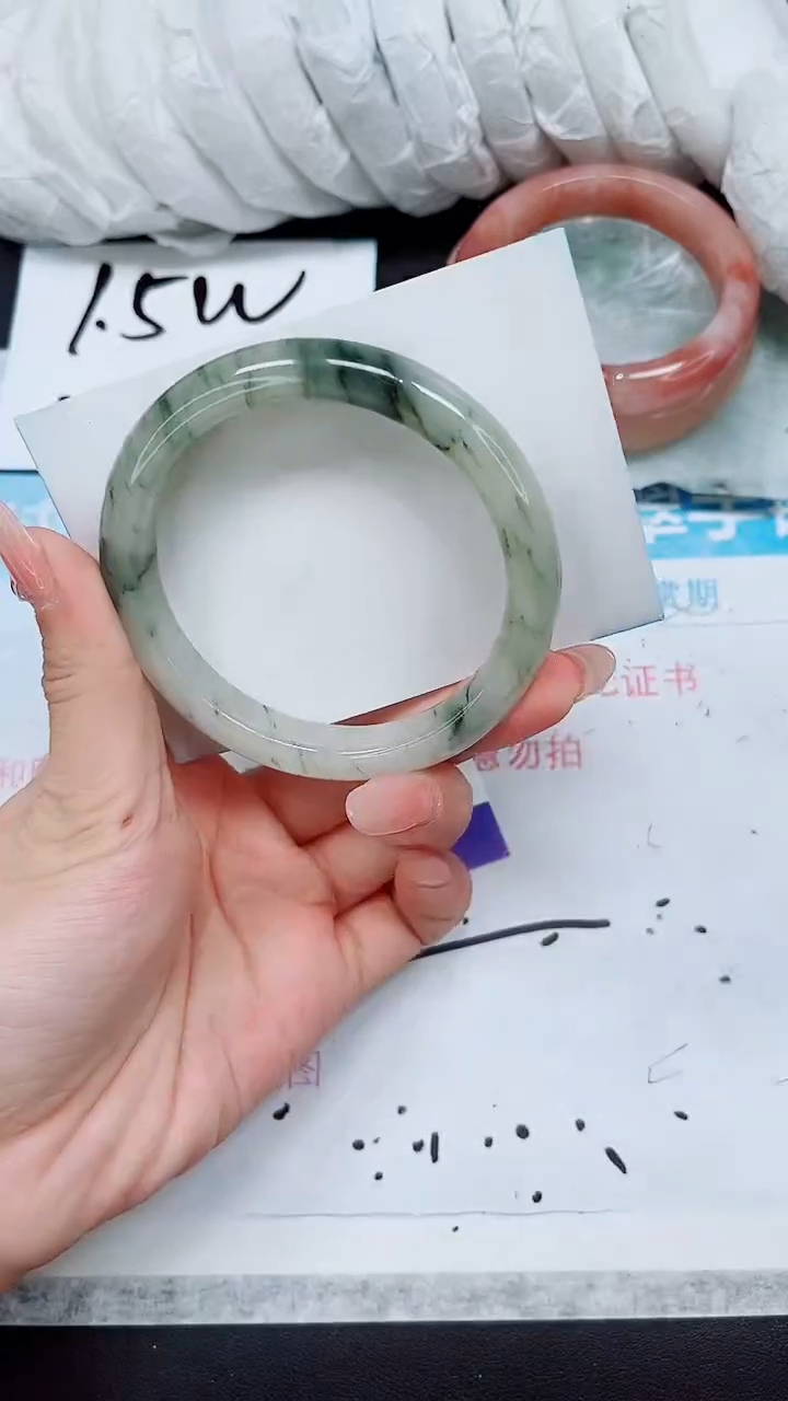 【闪购商品】石英质玉手镯未镶嵌A163-60/61