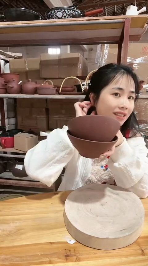陶大瑕疵紫砂斗笠碗2个不圆色差