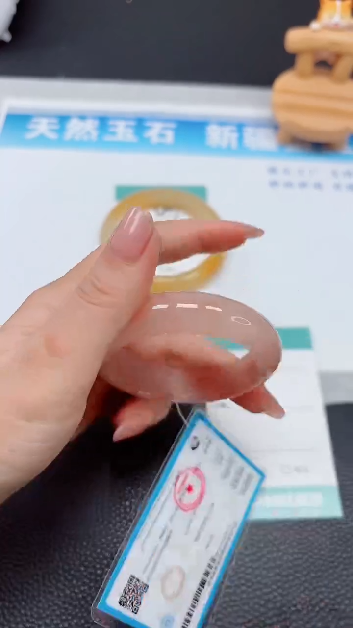 【闪购商品】石英质玉手镯未镶嵌610