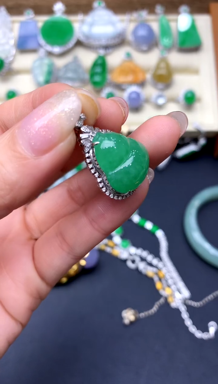 【闪购商品】翡翠颈饰18K金镶嵌450-中国好珍宝