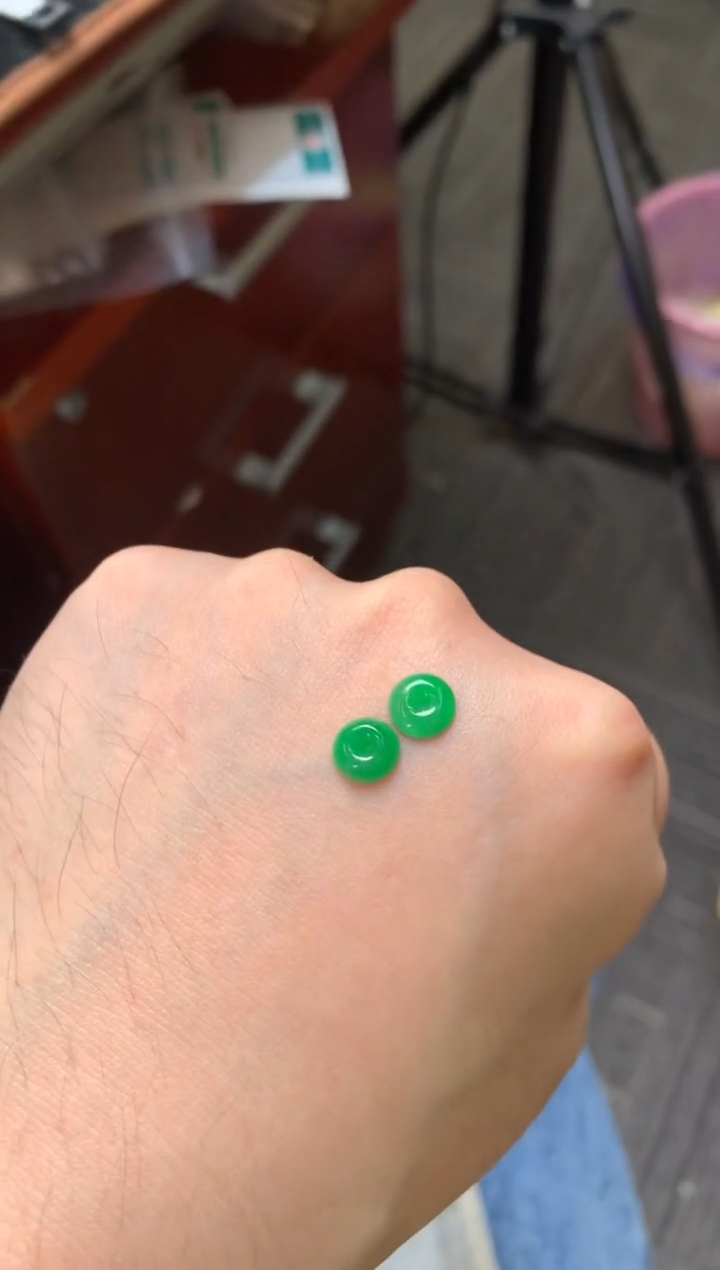 未镶嵌定制翡翠裸玉