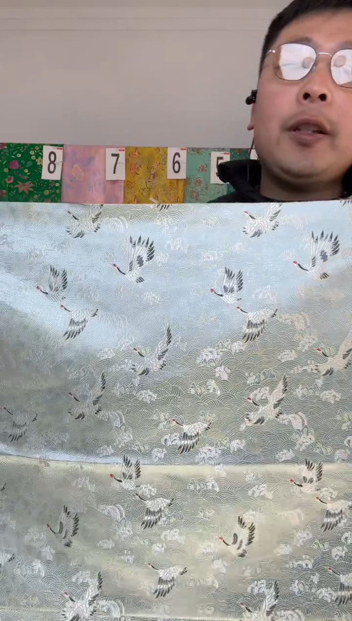 混纺满18元包邮.两单连裁.宽.长70.50