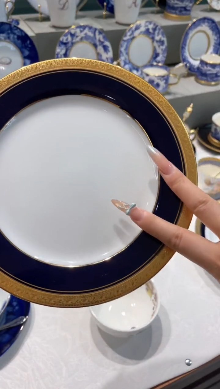 李***?380哦哦哦啊啊啊啊