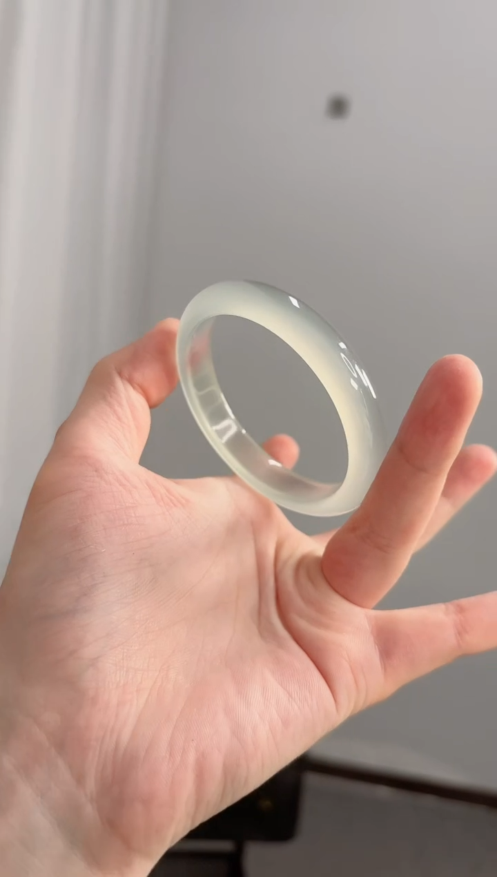 【闪购商品】玛瑙/玉髓手镯未镶嵌54圈