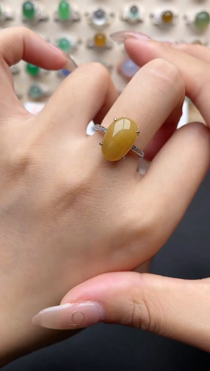 【闪购商品】翡翠戒指银S925镶嵌一物一证一礼盒