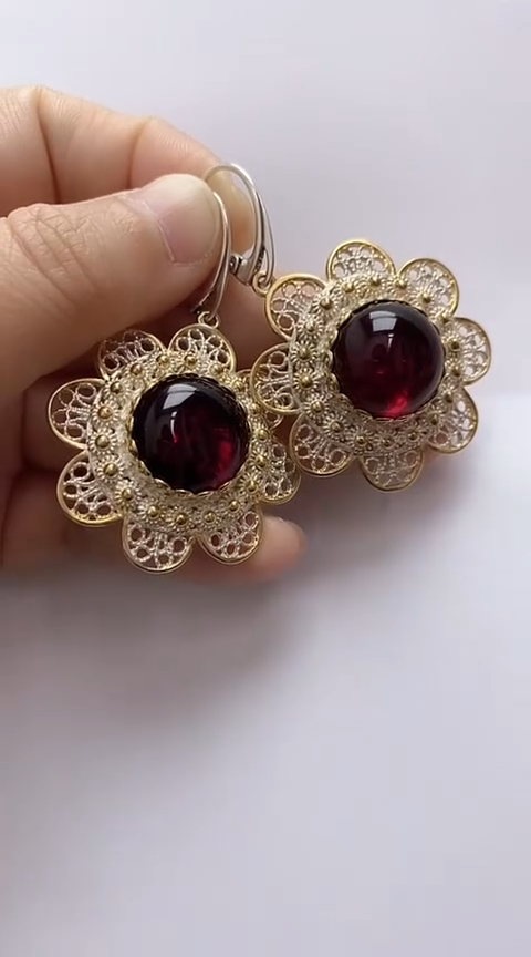 【闪购商品】琥珀裸石银S925镶嵌血珀耳坠