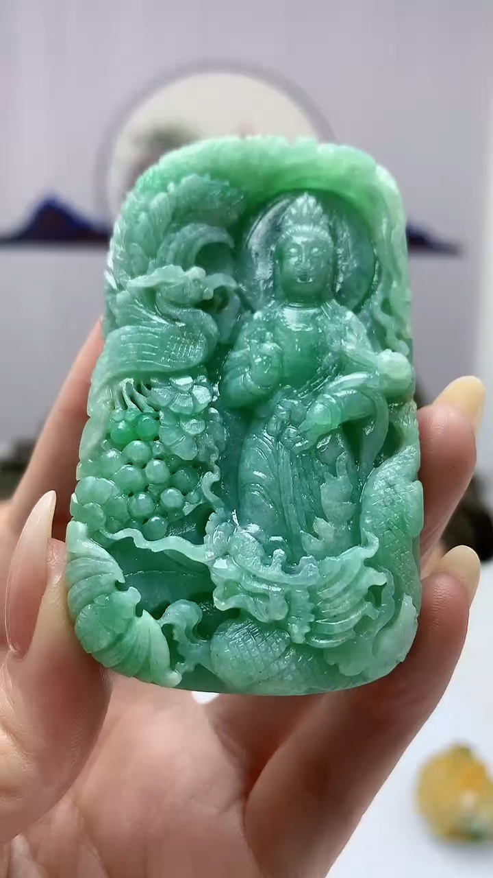 【闪购商品】定制翡翠未镶嵌5152DD-毛货挂件117