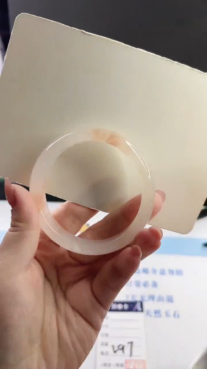 未镶嵌手镯石英质玉多样性发货V97