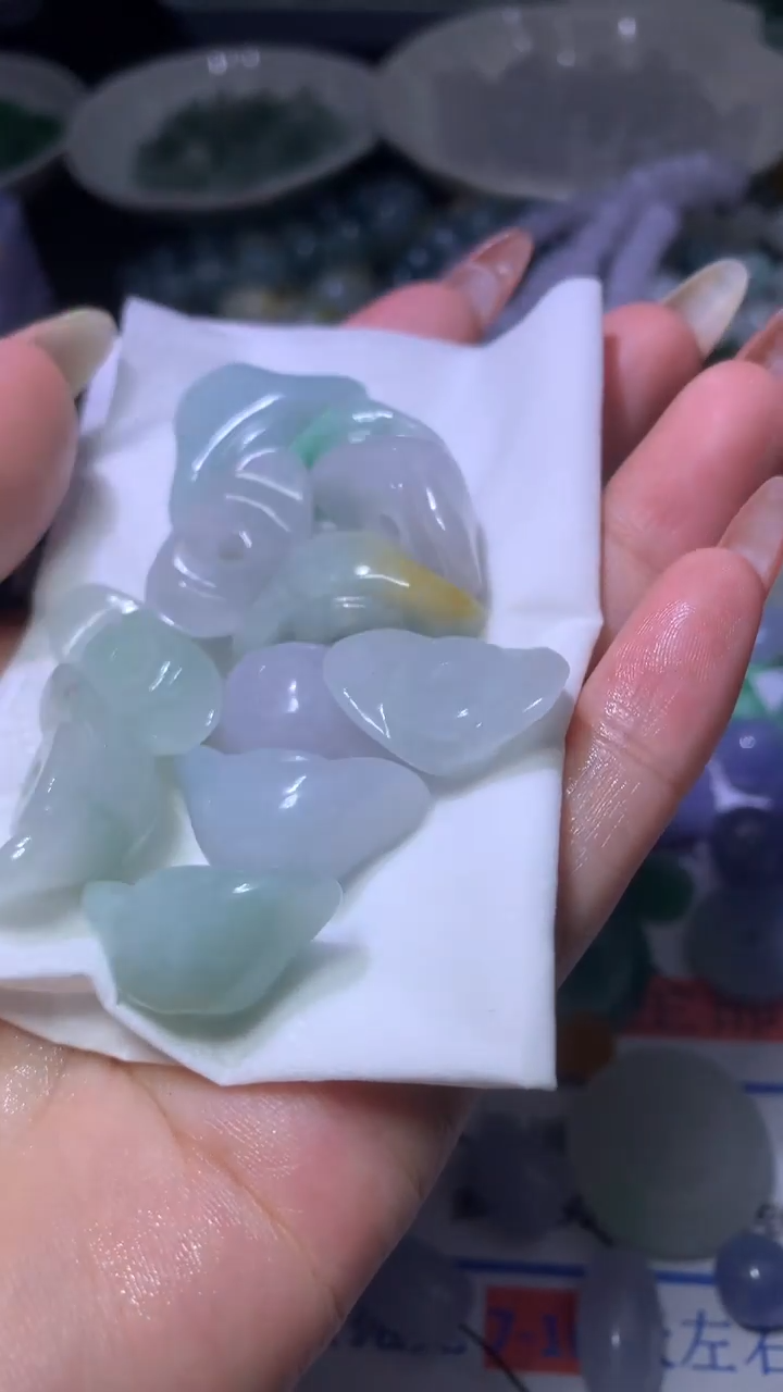 定制翡翠未镶嵌MXX010533