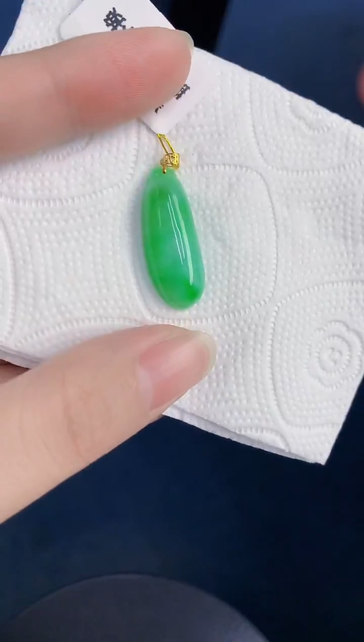 颈饰18K金镶嵌翡翠天然翡翠缅甸A货