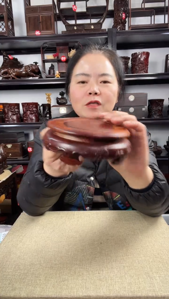 木老李红木工艺品566瑕疵