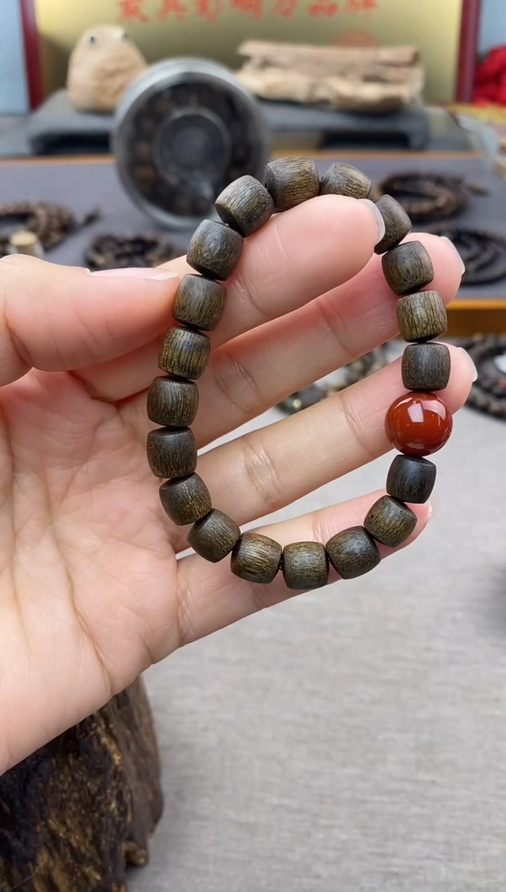 【闪购商品】沉香手串越南芽庄白棋矿化8*9+配饰 沉水单圈