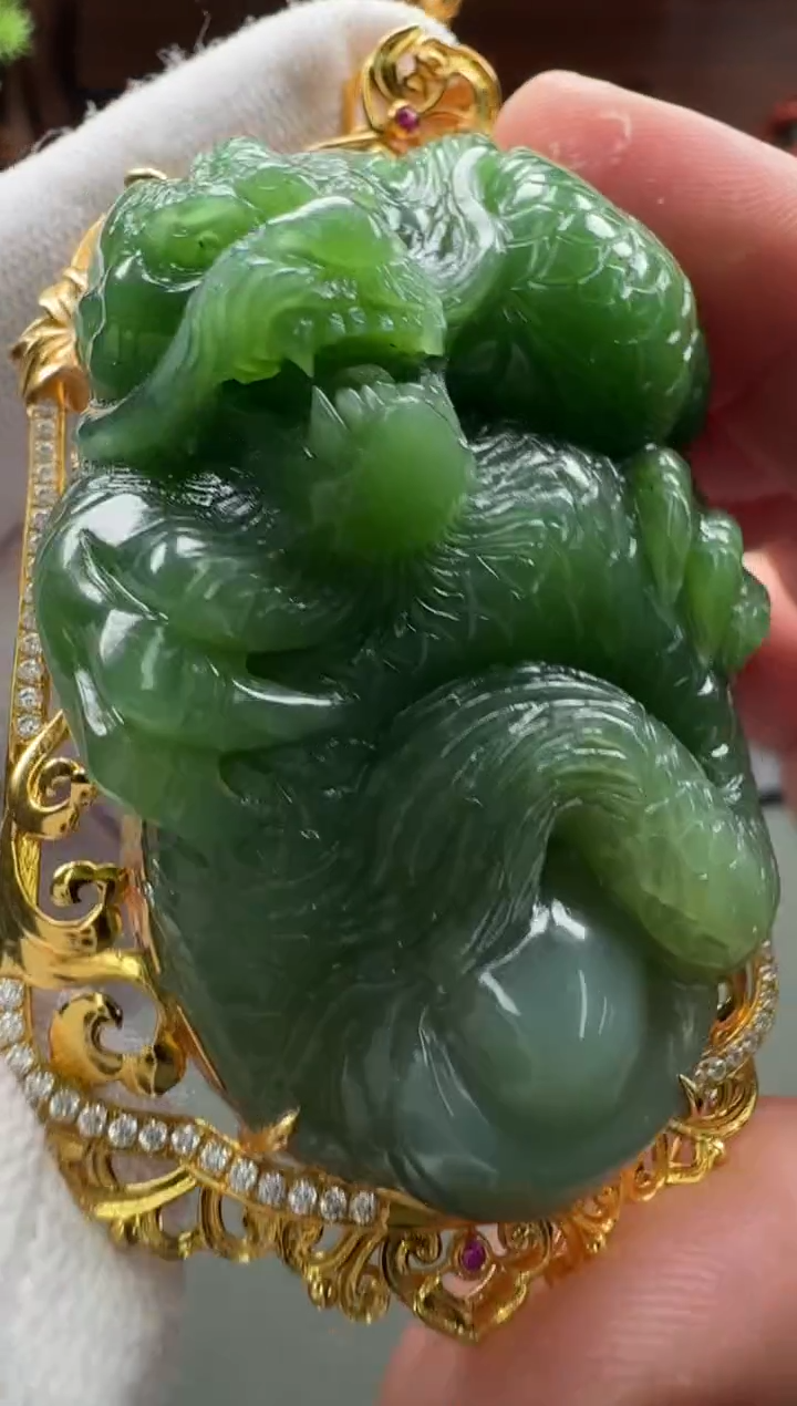 【闪购商品】和田玉（碧玉）配饰配饰18K金镶嵌配饰配饰