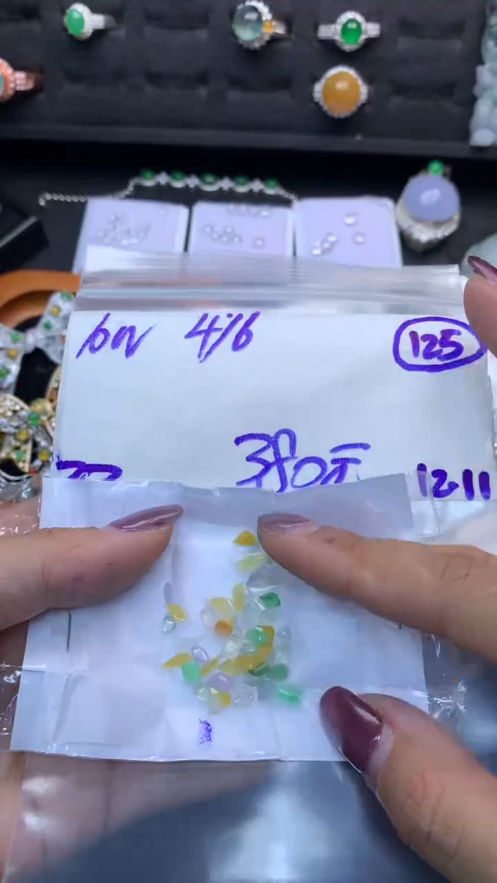 未镶嵌定制翡翠毛货需精细抛光多样性发一件蛋面+380元125