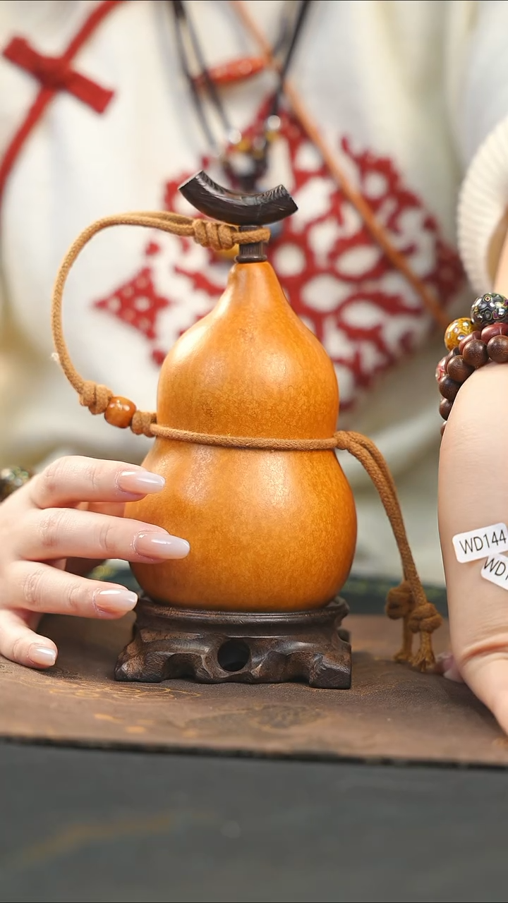 【闪购商品】RB111大漆酒葫芦不包手串及旋转底座