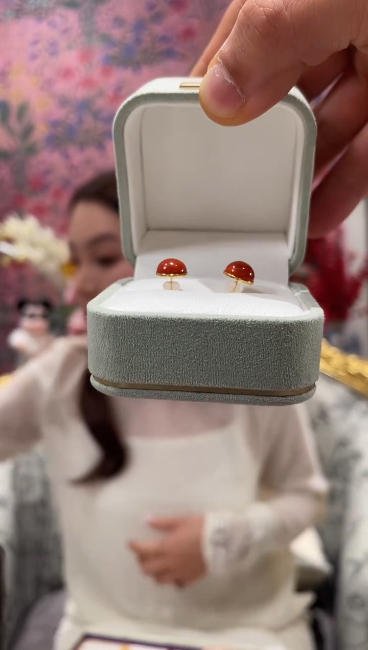 【闪购商品】南红玛瑙耳饰18K金镶嵌南红耳钉