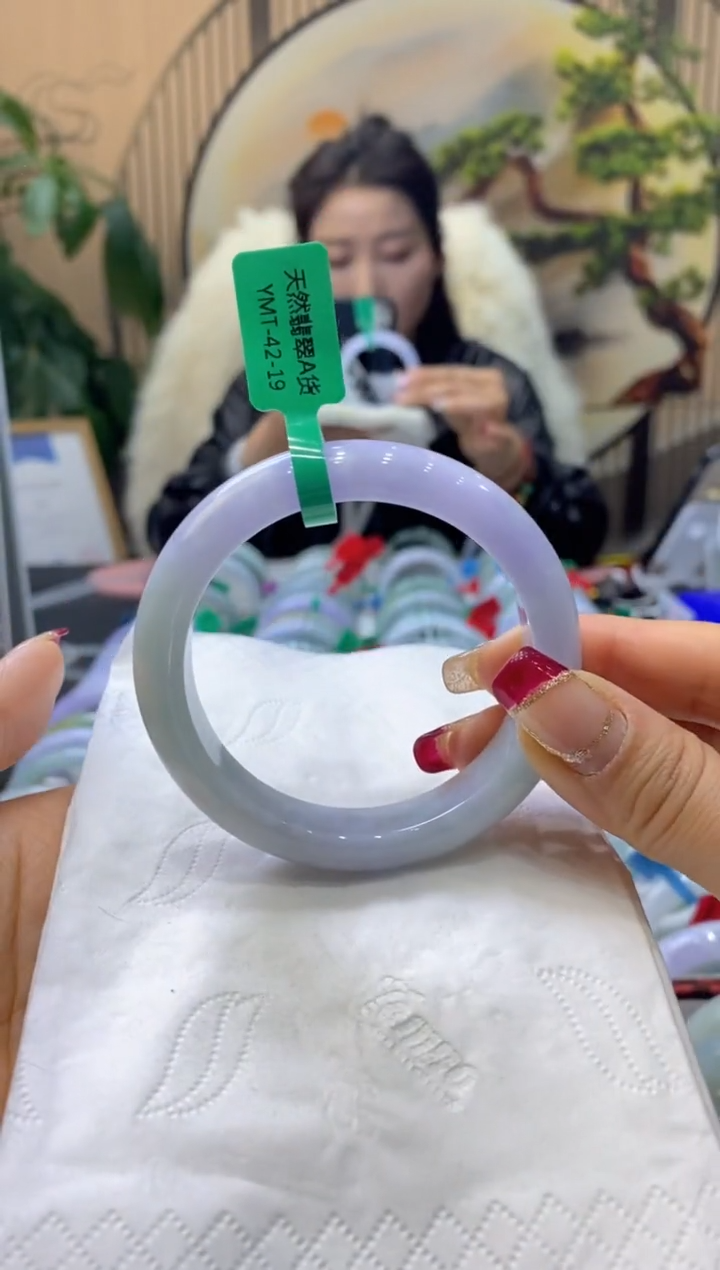 【闪购商品】翡翠手镯未镶嵌99913136